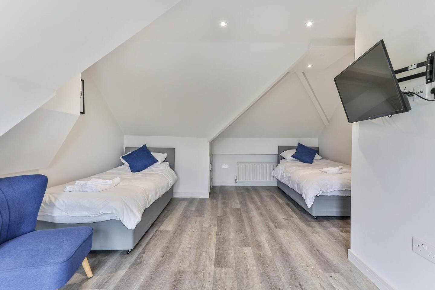 Newly Renovated 3 Bed 2 Bath Apartment & Parking Σέφιλντ Εξωτερικό φωτογραφία