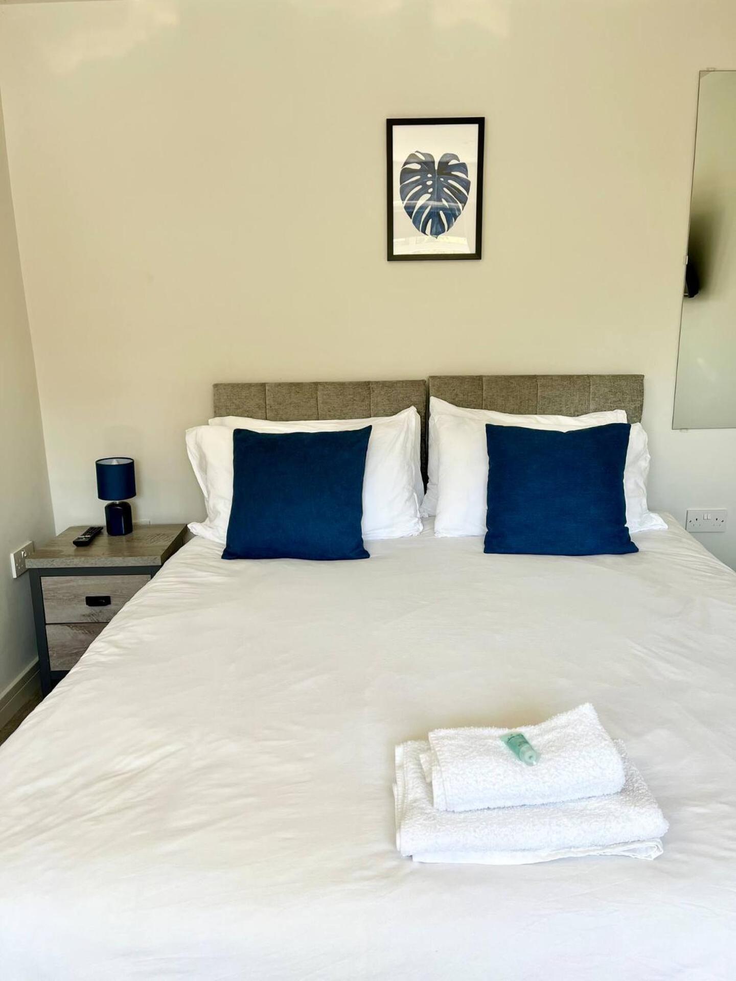 Newly Renovated 3 Bed 2 Bath Apartment & Parking Σέφιλντ Εξωτερικό φωτογραφία