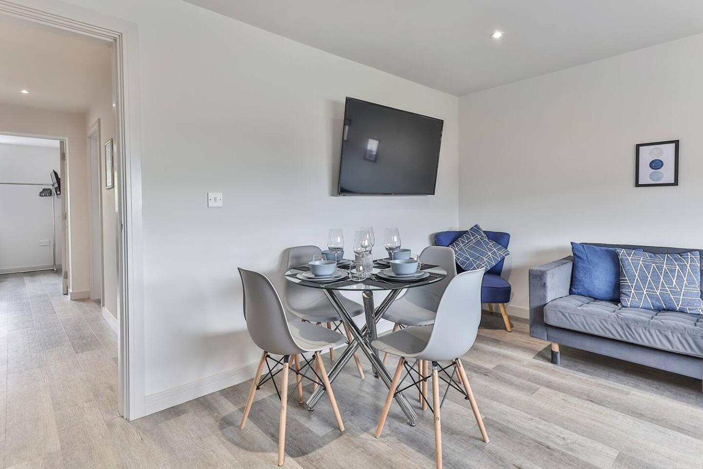 Newly Renovated 3 Bed 2 Bath Apartment & Parking Σέφιλντ Εξωτερικό φωτογραφία